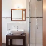 Und Restaurant Haus Sajons 普劳西