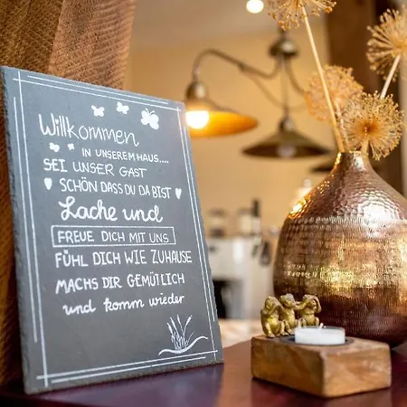 Und Restaurant Haus Sajons