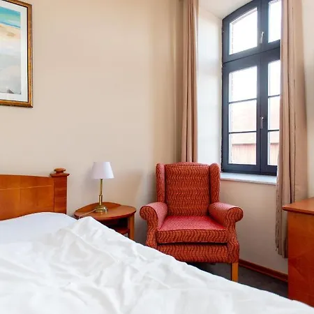 Und Restaurant Haus Sajons Hotell