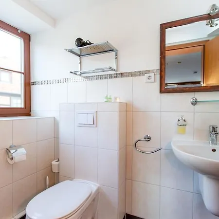 Und Restaurant Haus Sajons Hotell