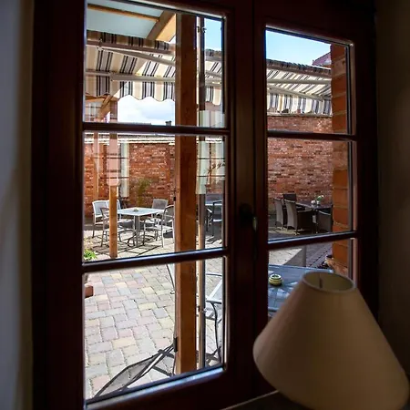 Und Restaurant Haus Sajons Hotel 4*