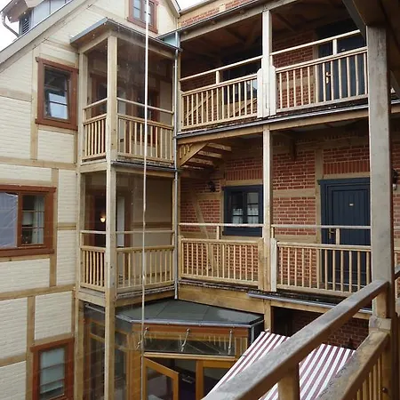 Und Restaurant Haus Sajons